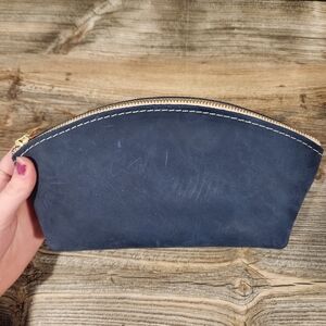 Deep water Portland leather makeup bag